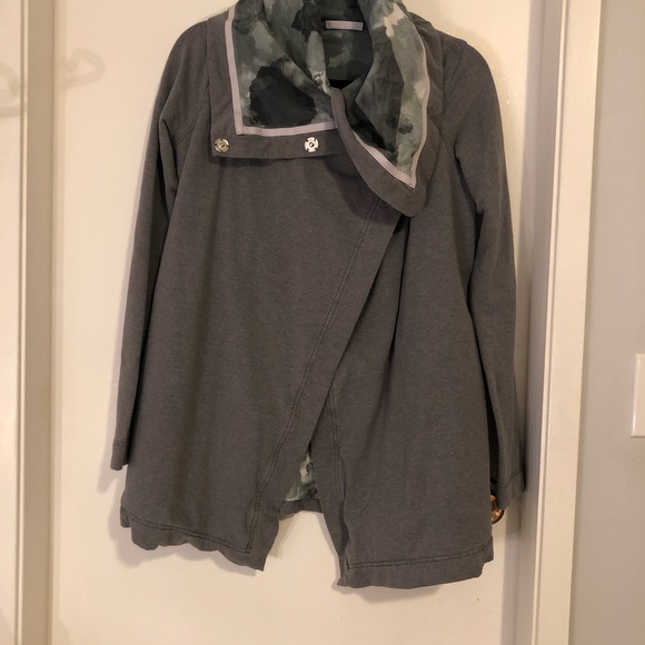 Lululemon Savasana Wrap - Grey - Size 4 - Picture 3 of 5